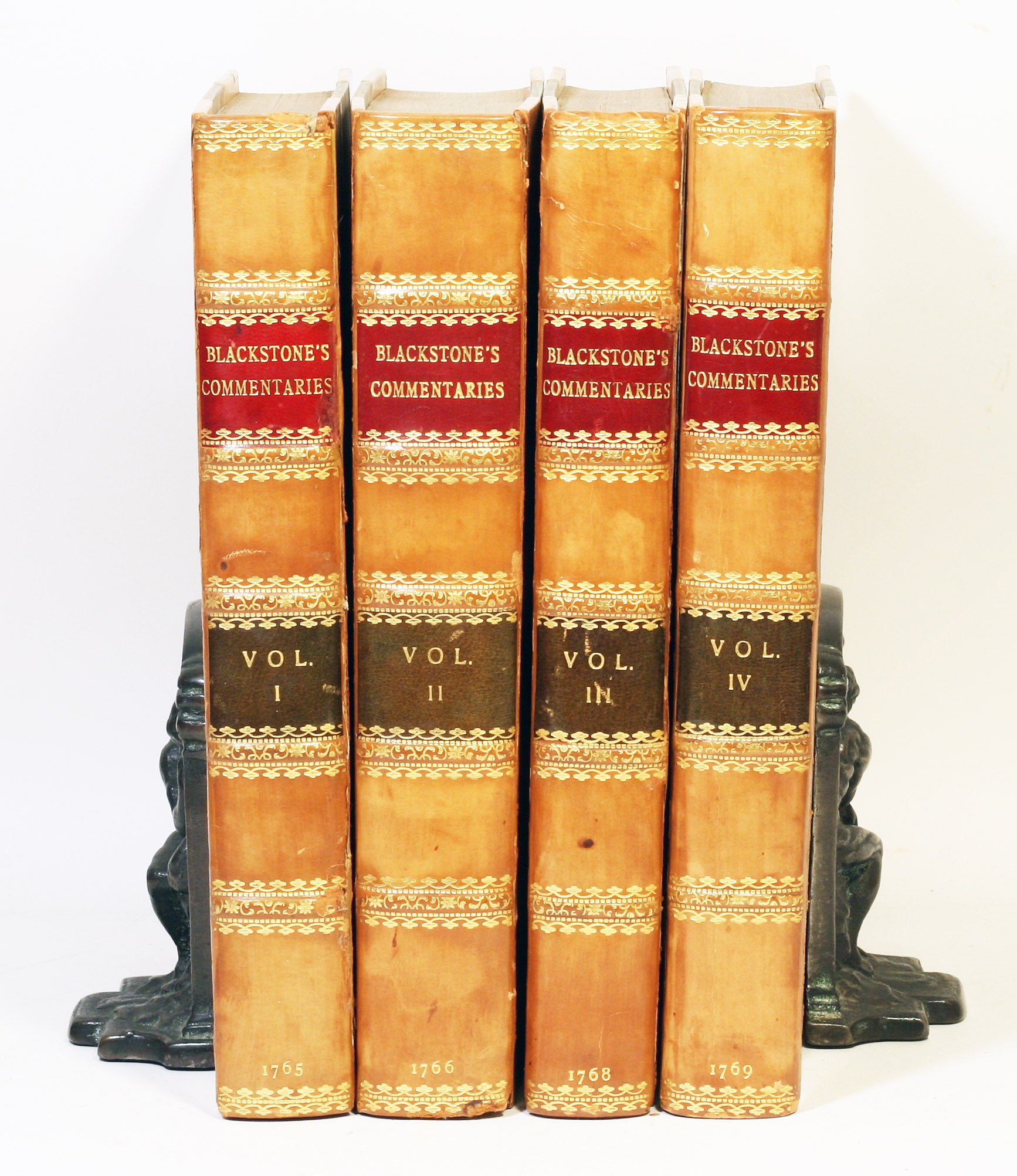 Commentaries on the Laws of England | SIR WILLIAM BLACKSTONE