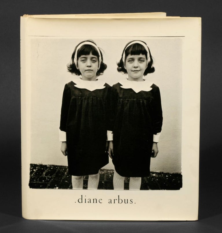 Item #359 Diane Arbus: An Aperture Monograph. Diane Arbus.